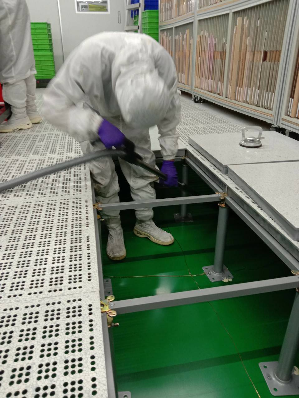 彰化無塵室高架地板清潔